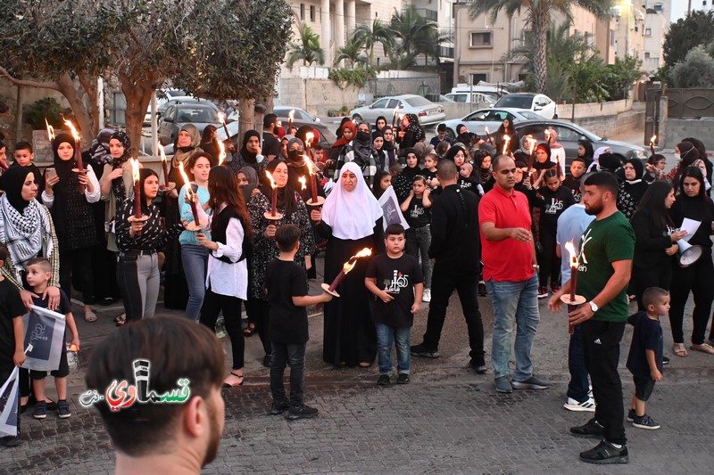 كفرقاسم- فيديو: مسيرة المشاعل السنوية - صمت اللسان فعزفت الاذن  فنطق القلب وذرفت العين - وعادل عامر  لهذه المسيرة قدسية خاصة ... وادعو الجميع للمشاركة غدا في احياء الذكرى ال65